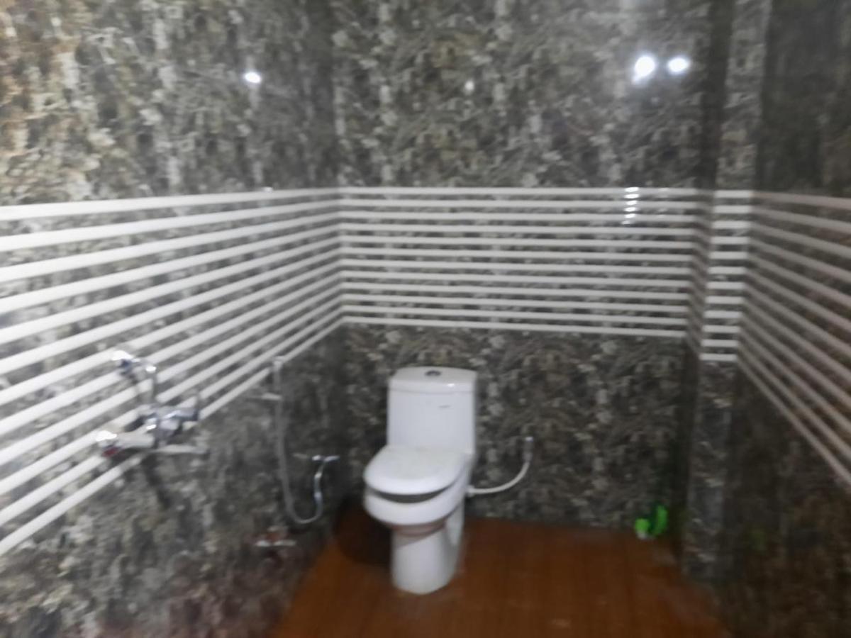 Hotel Yamnotri Dham à Vrindāvan Extérieur photo